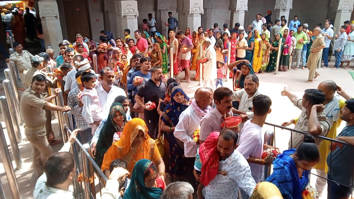 Guru Purnima Heads bowed devotees thronged Paramhans Devraha Hans Baba Ashram and Vindhyadham