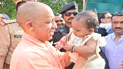 occasion of Guru Purnima, CM Yogi took blessings by performing Rudrabhishek at Gorakhpur Gorakhnath temple