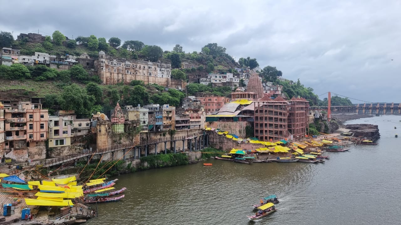 Guru Purnima 2024: Crowd of devotees gathered on Guru Purnima in Omkareshwar