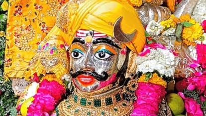 Ujjain: On the first Monday of Shravan, Baba Shri Mahakal will go on a city tour in the form of Manmahesh