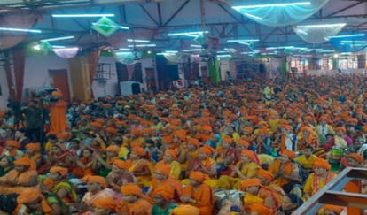 The one who guides the disciple on the right path is the true Guru, the true Guru is like a blacksmith and a