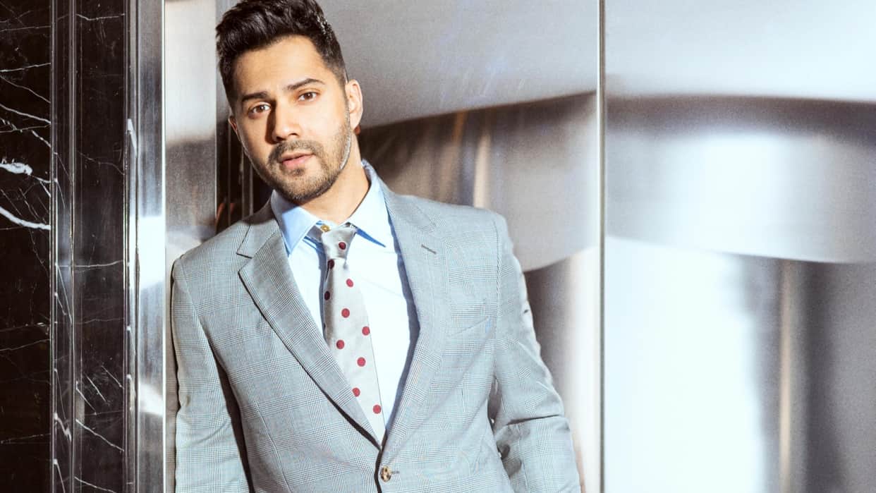 Varun Dhawan Mrunal Thakur wrap first schedule of David Dhawan comic caper actor injury during filming