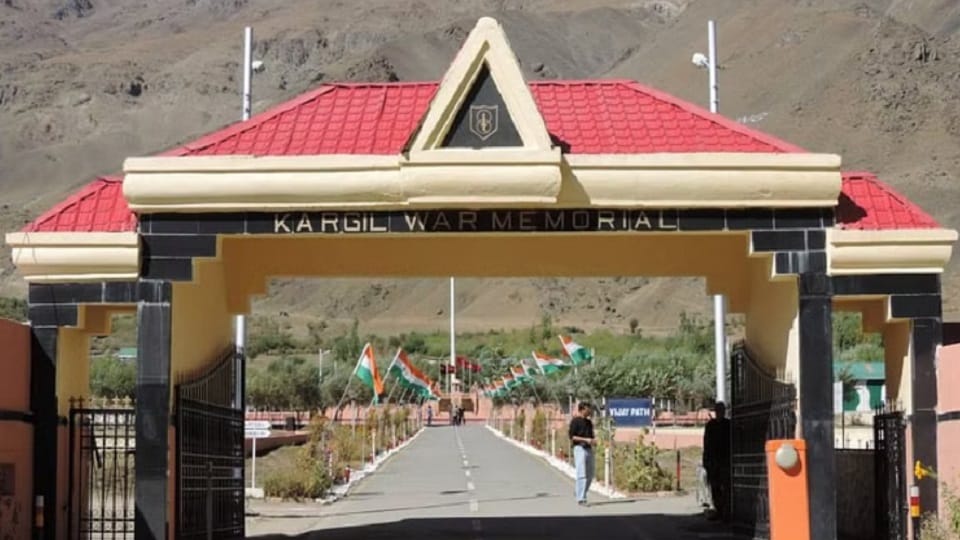 Kargil Vijay Diwas: PM Modi will attend the 25th anniversary celebrations