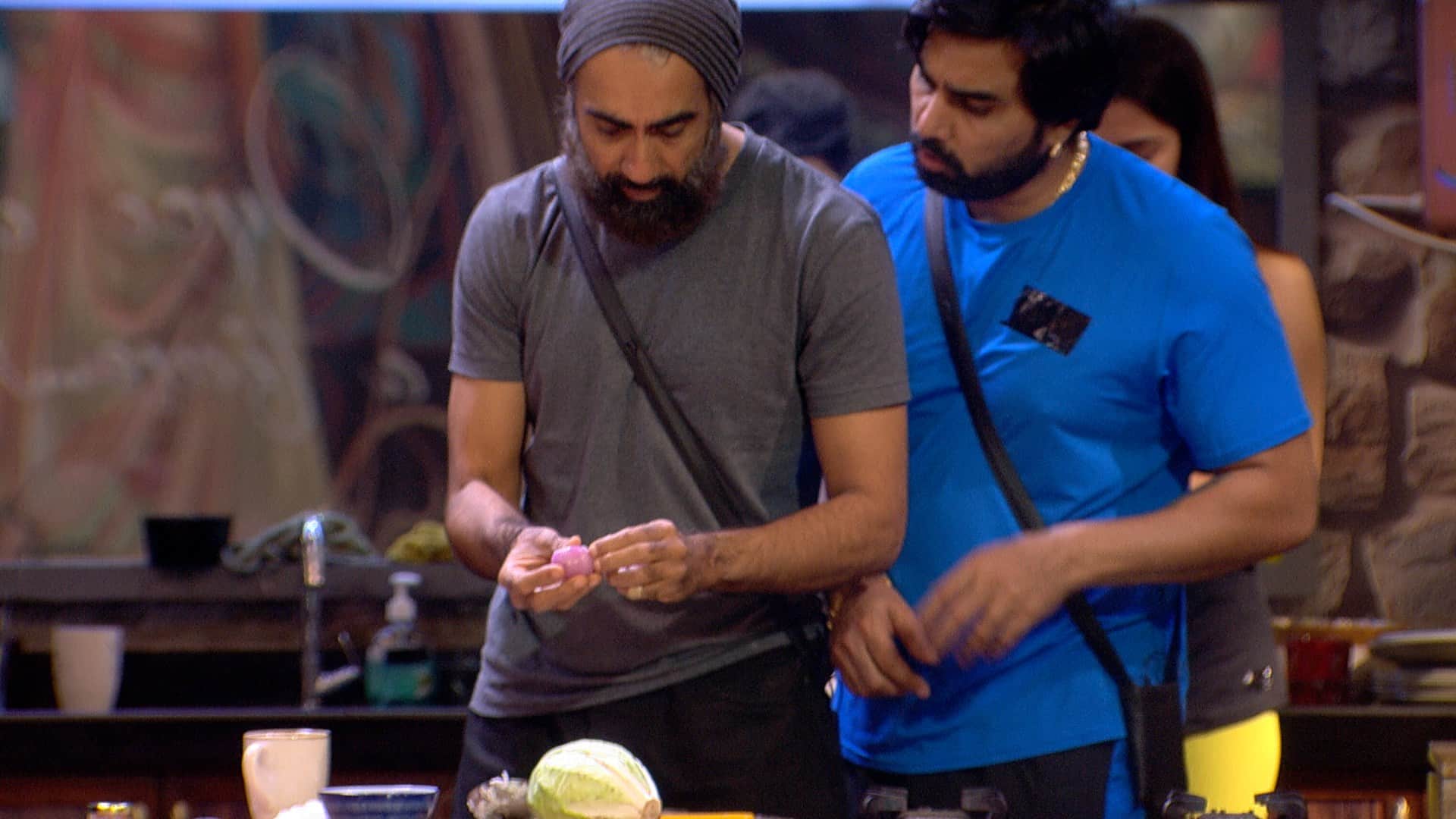 Big Boss OTT 3 in controversy due to its content Shiv Sena MLC demanded to ban the show