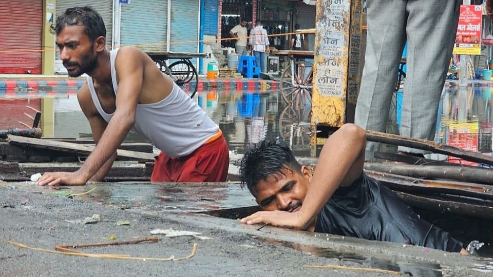 water filled everywhere due to rain in rudrapur