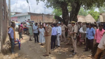 Bulldozers demolished illegal construction of houses of Gausganj violence accused in Bareilly