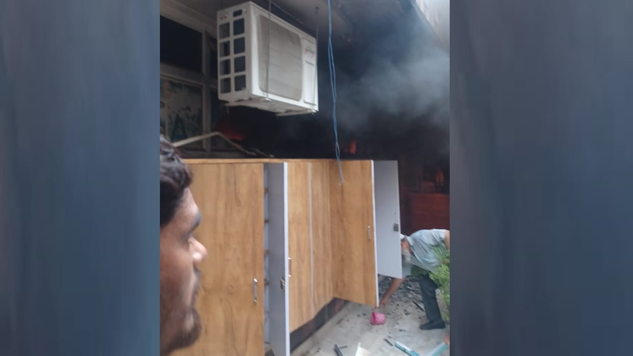 Lucknow: Fire broke out in Olympia.