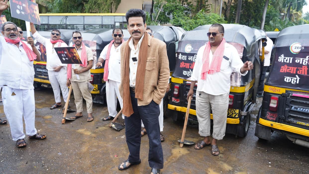 Manoj Bajpayee receives heartfelt tribute from auto drivers ahead of Bhaiyya Ji premiere on ZEE5