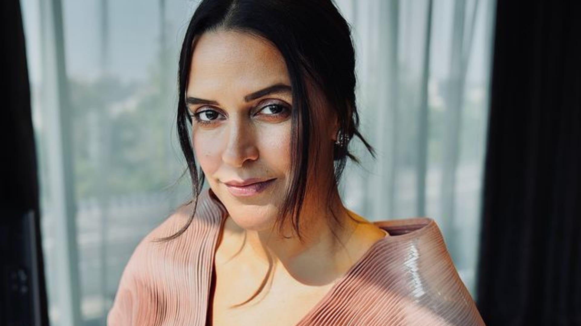 Bollywood Actress Neha Dhupia Celebrating her Birthday started Career from TV serial also had many controversy