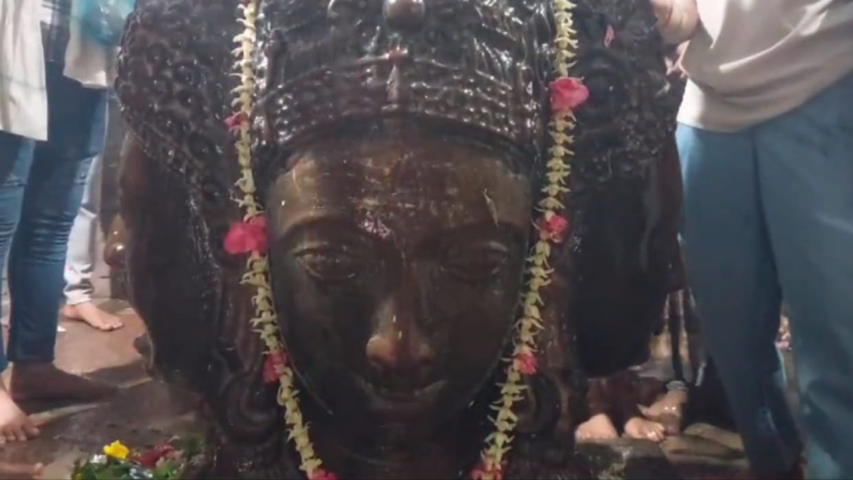 Sawan 2024: Crowd of devotees gathered in Chaumukh Nath temple, every wish of those who come here is fulfilled