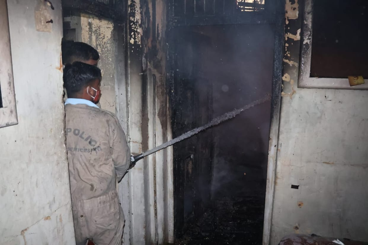 Indore: Fire broke out for the third time in Indore's Regal Talkies, which was closed for five years.