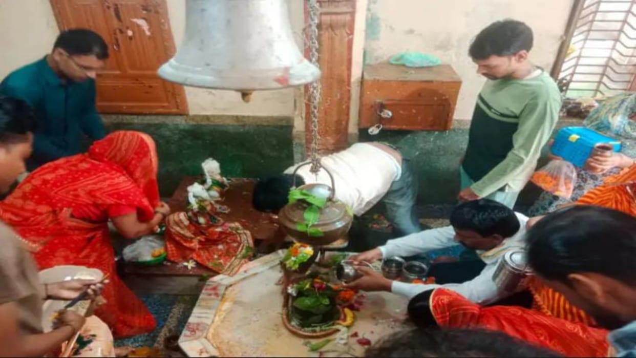 Jhunjhunu: Water consecration started in Shiva temples, temples echoed with the chants of Har-Har Mahadev