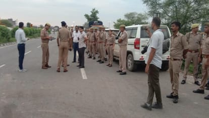 UP News: Big revelation in Rampur bus accident, helper was driving Volvo, more than 50 injured