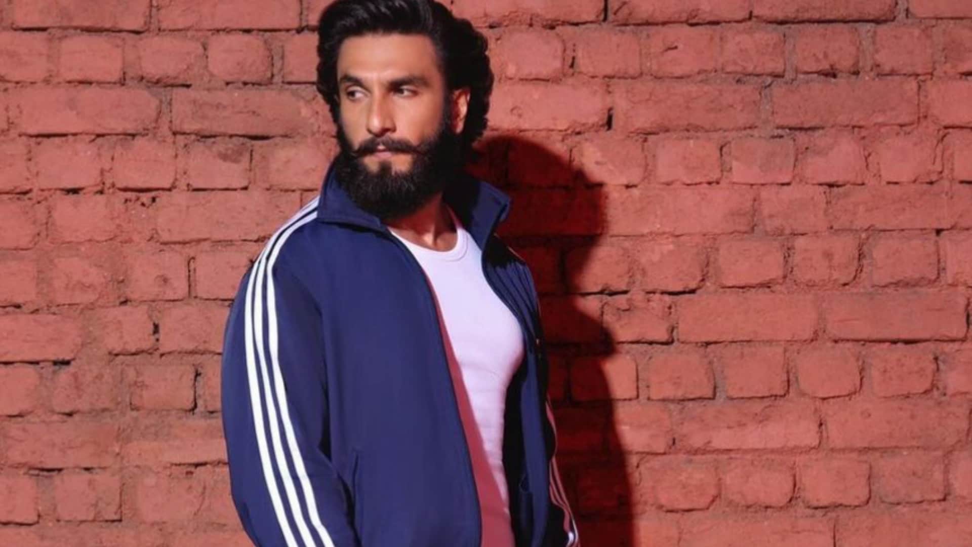 Ranveer Singh upcoming movie dhurandhar look viral on social media seen in wearing turban