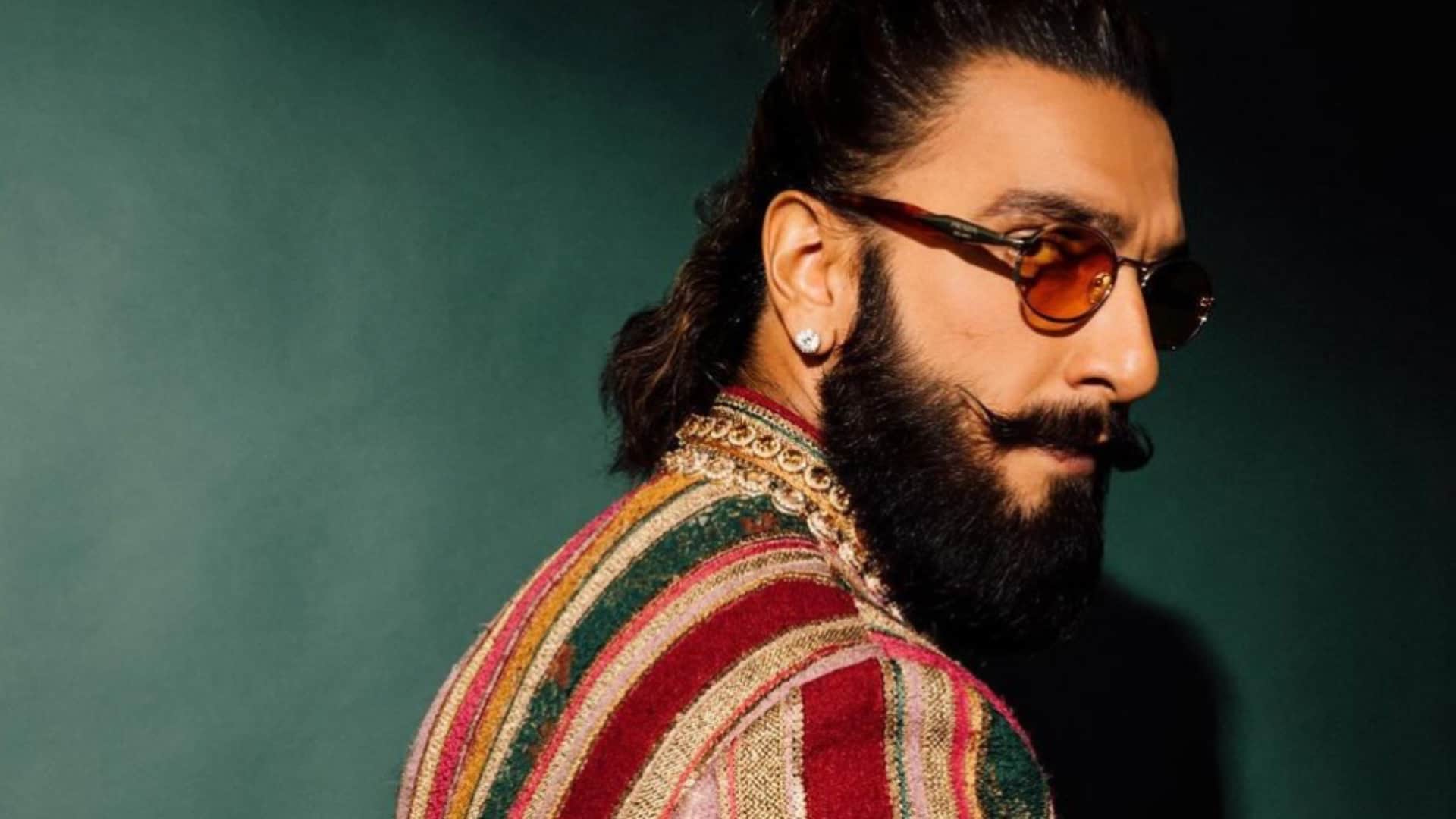 Ranveer Singh upcoming movie dhurandhar look viral on social media seen in wearing turban