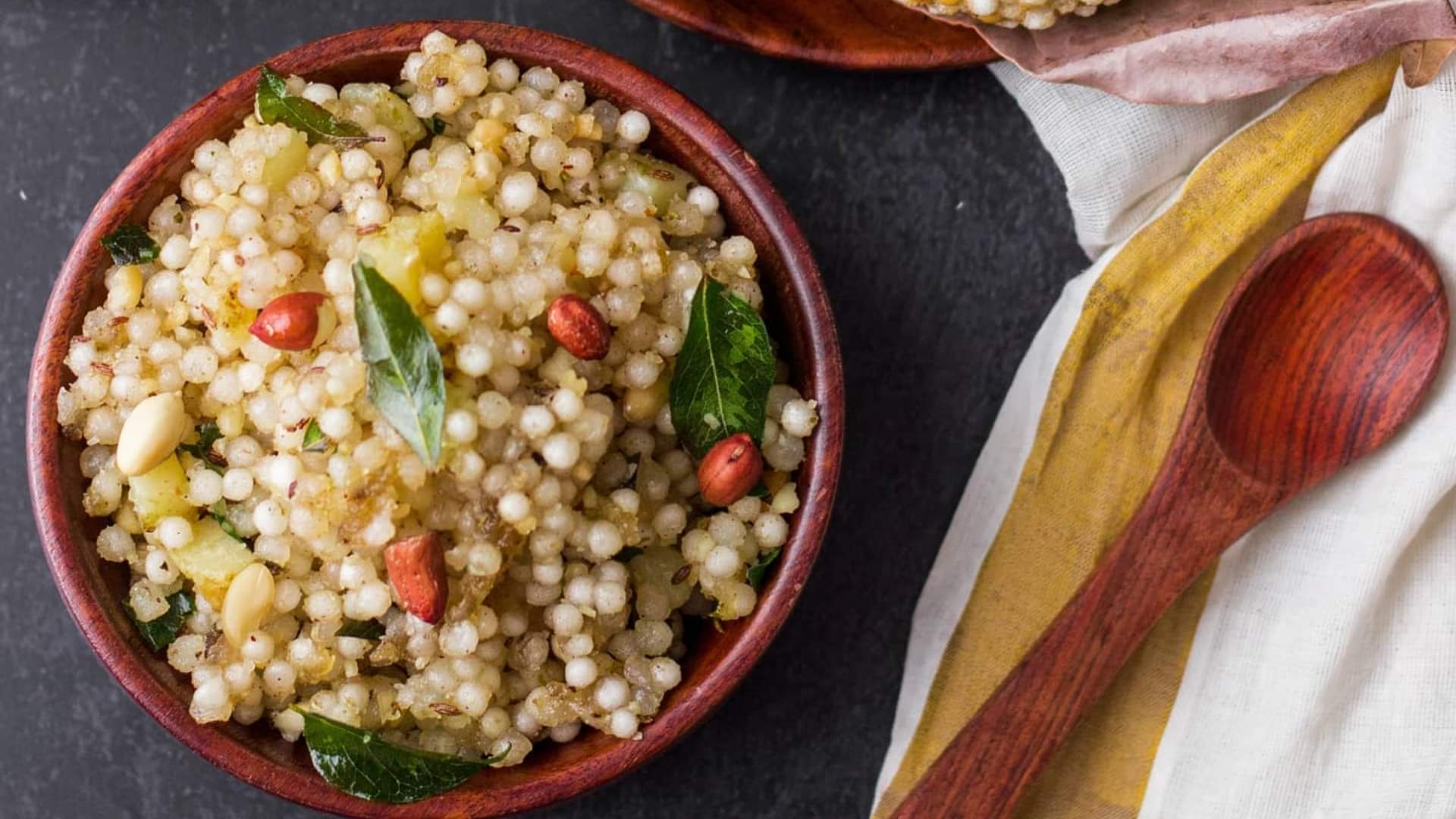 Make this tasty Sabudana Khichdi on Mahashivratri 2025 follow this easy recipe details inside disprj