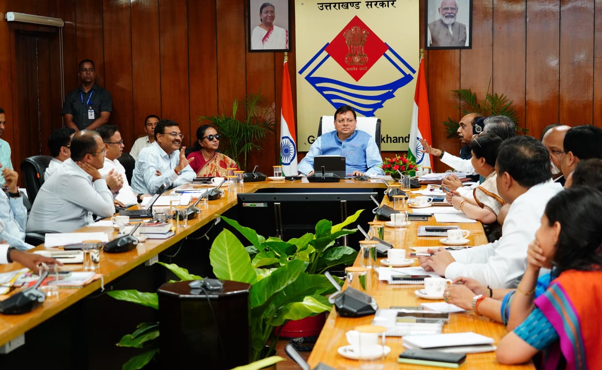 Uttarakhand CM Dhami held meeting regarding UCC gave instructions to complete work on time