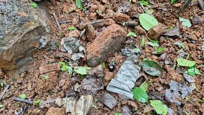 आईईडी बम बरामद