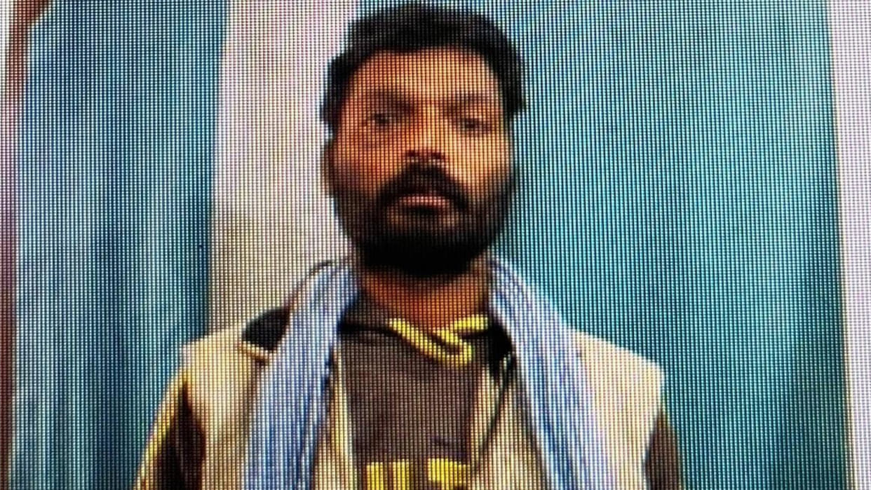 Absconding prisoner arrested from sister's house in Basti