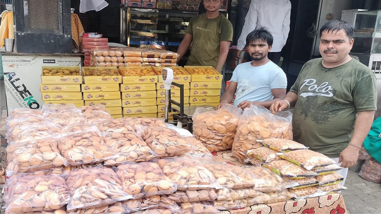 Sawan 2024, tradition of sending basket to girl house in Haryana; Markets decorated with phirni, ghevar