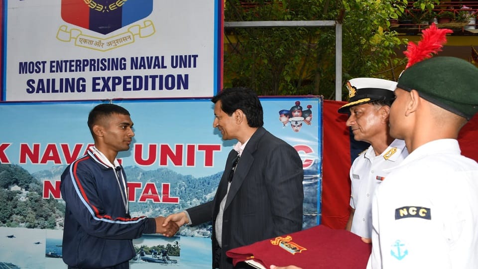 Kumaon Commissioner Deepak Rawat gave green signal to NCC  Meenu program