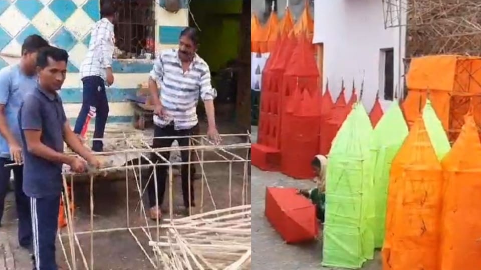 Kanwar Yatra 2024 Muslim Family made kanwar for Lord Shiva Devotees since Last 35 Years