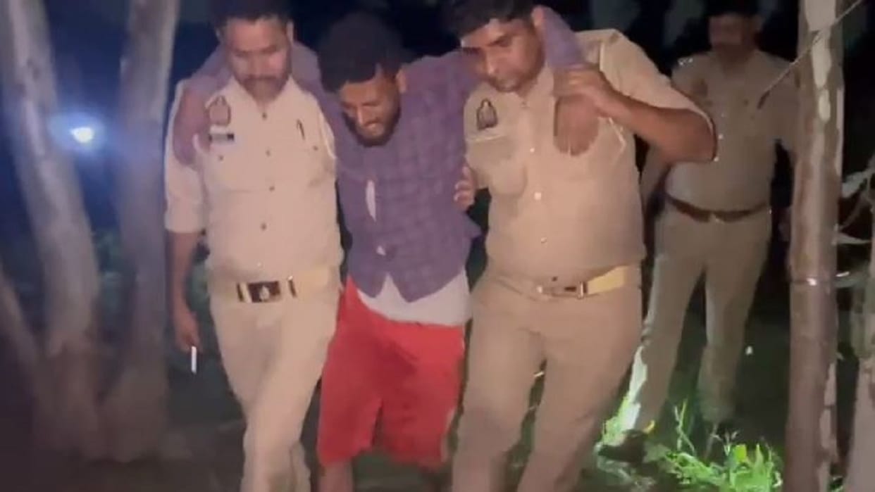 Police arrested four cow smugglers in encounter