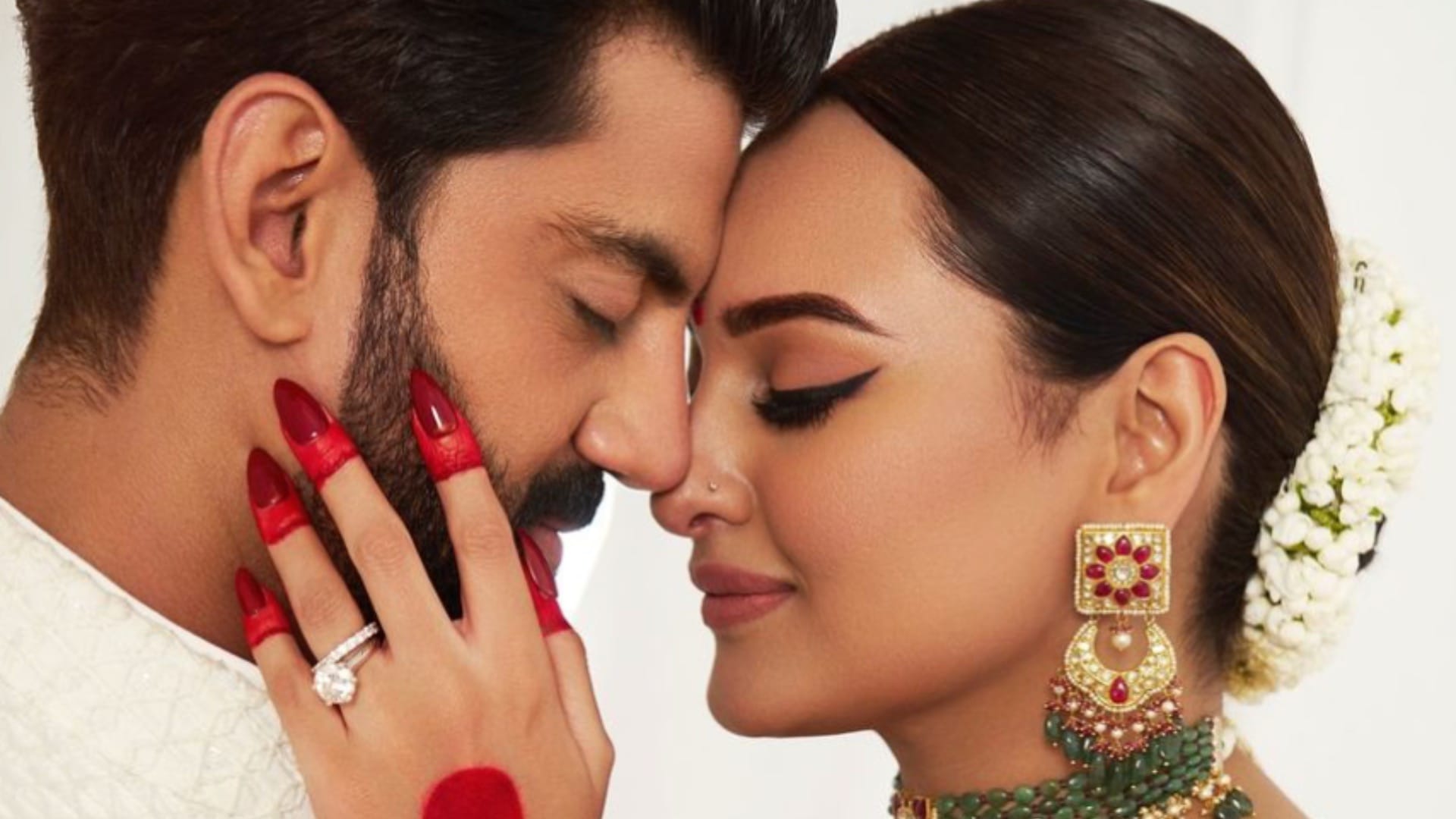 Sonakshi Sinha mentioned that growing up without social media Reveals her Childhood was very Normal