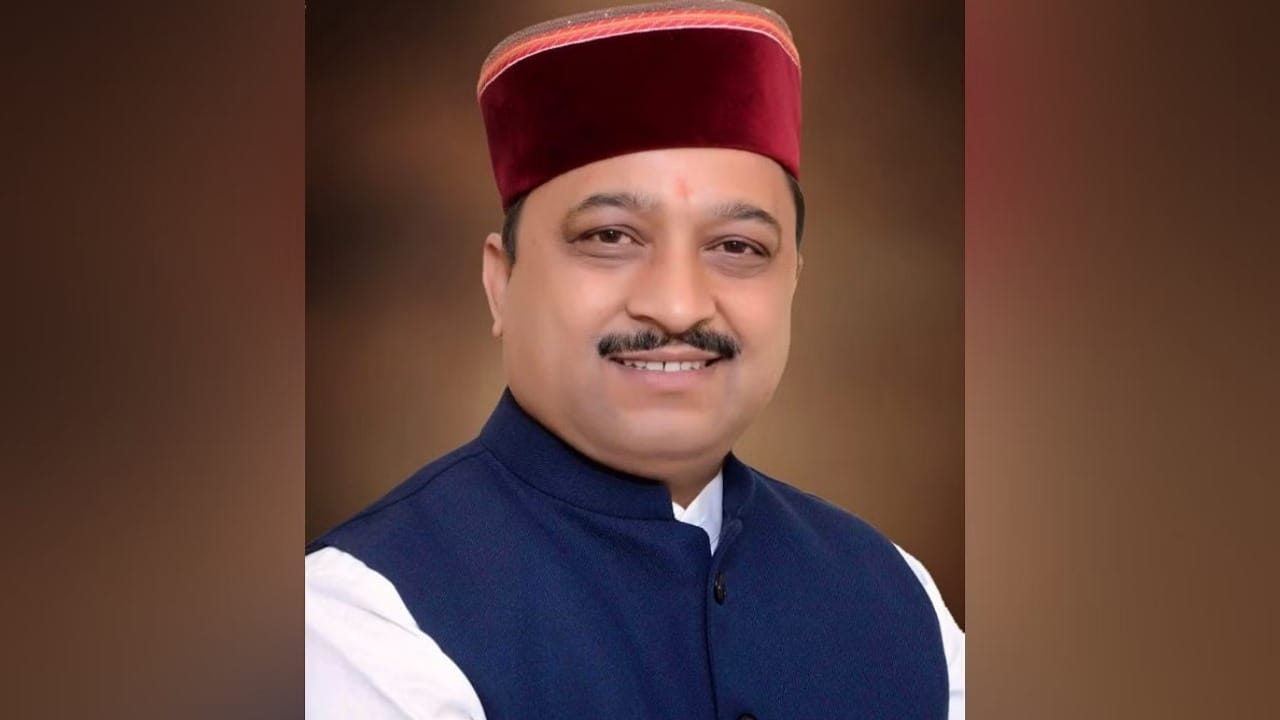 BJP MP Suresh Kashyap said The state government distributed the funds received in the name of disaster