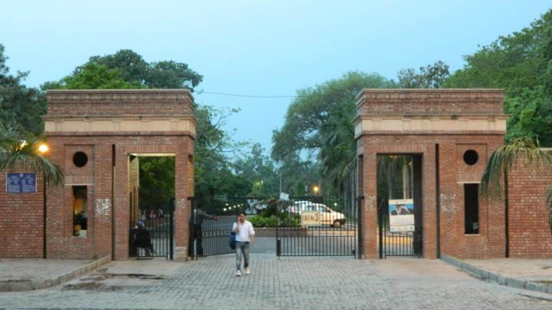 दिल्ली विश्वविद्यालय, Delhi University