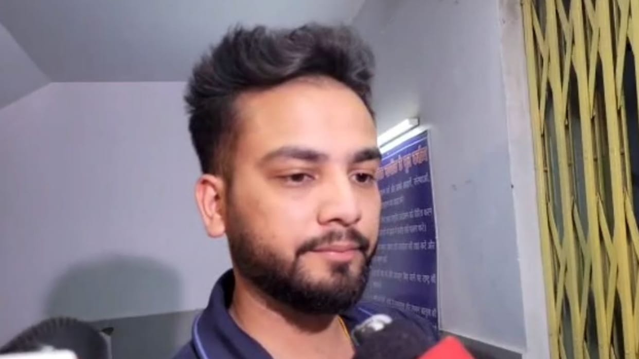 UP: Properties worth Rs 55 lakhs of YouTuber Elvish Yadav and Punjabi singer Fazilpuriya seized, this is the c