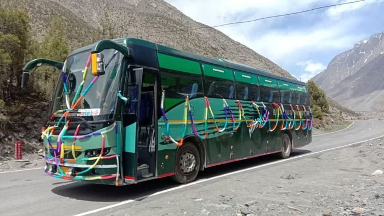 HRTC Volvo bus service started from Jispa to Delhi know what will be the timing