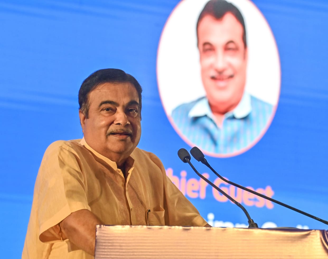 Nitin Gadkari urges state finance ministers to consider reducing GST imposed on fuel flex-based vehicles