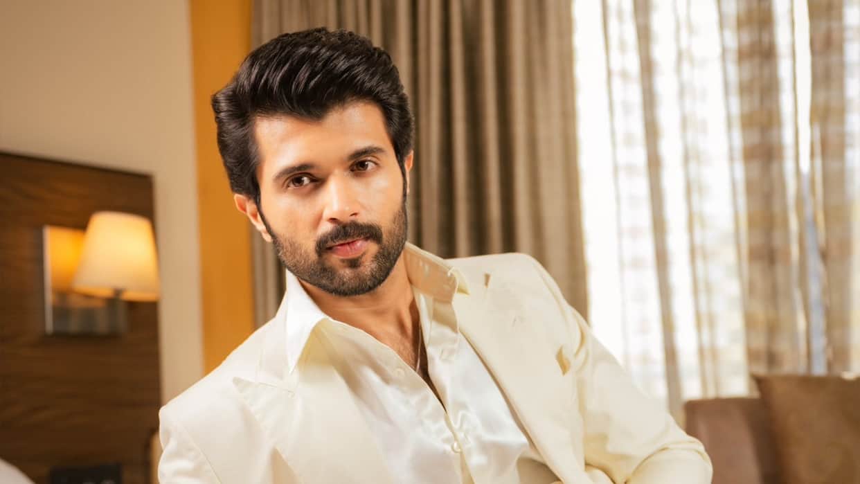 VD 12 Actor Vijay Deverakonda Injured his shoulder while doing Action Sequence Actor did not take any Break