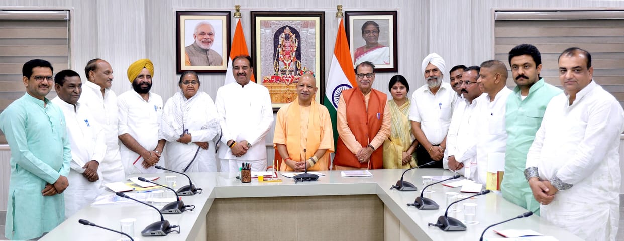 UP: CM Yogi Adityanath meeting with MLAs of Bareli ad Muradabad madal.