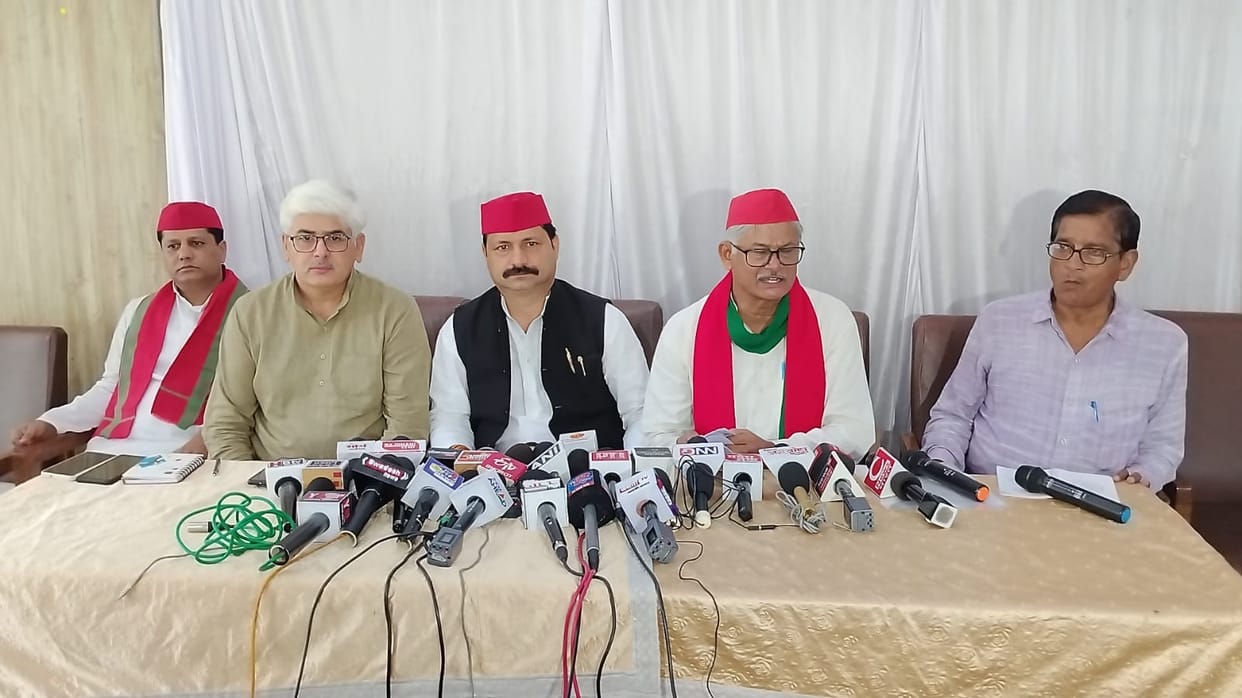 Samajwadi Party's entry in the case of Dalit murder in Sagar, demand for arrest of main accused