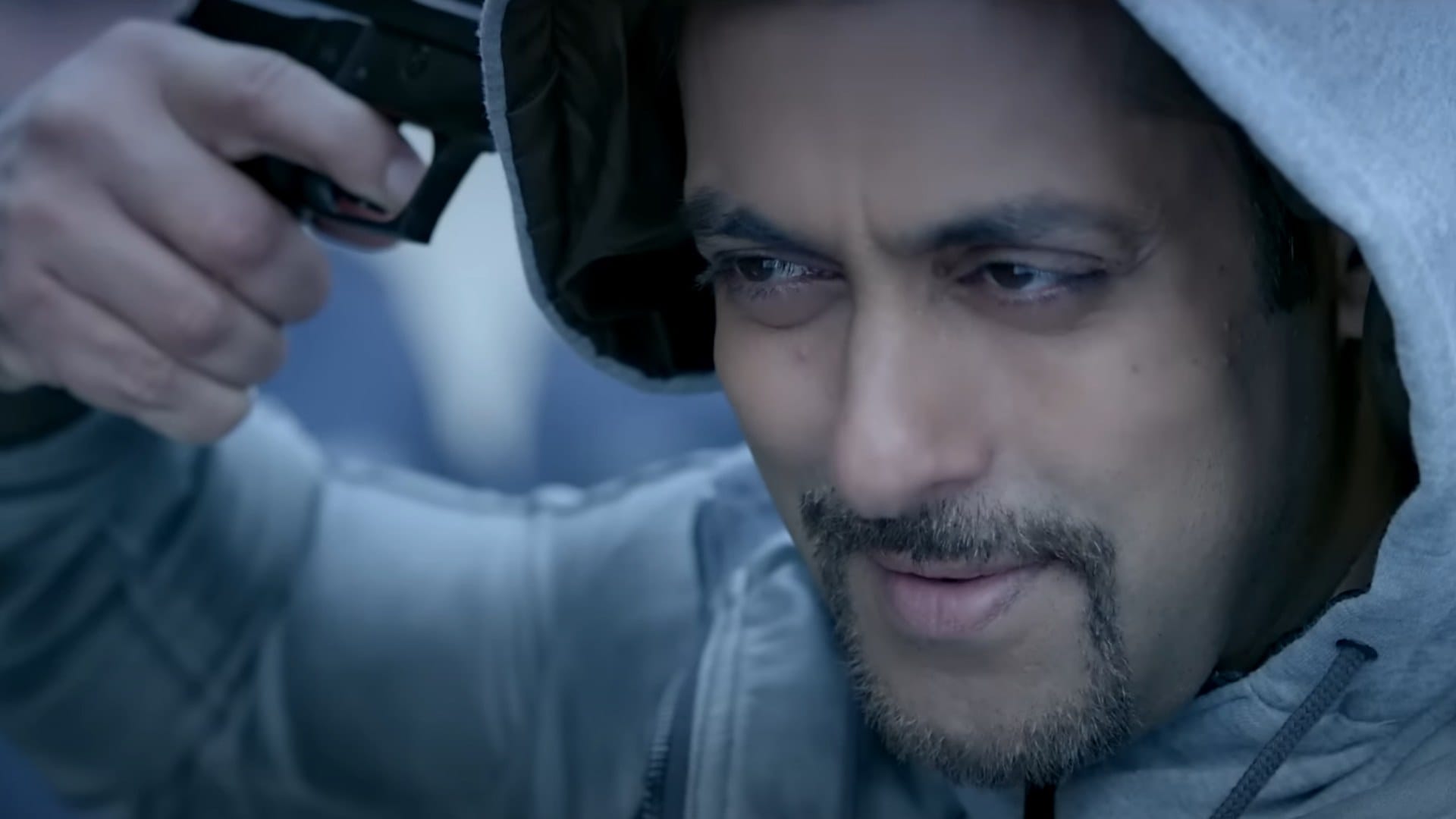 Salman Khan Played Police Role in These Bollywood Movies Wanted Dabangg Kick