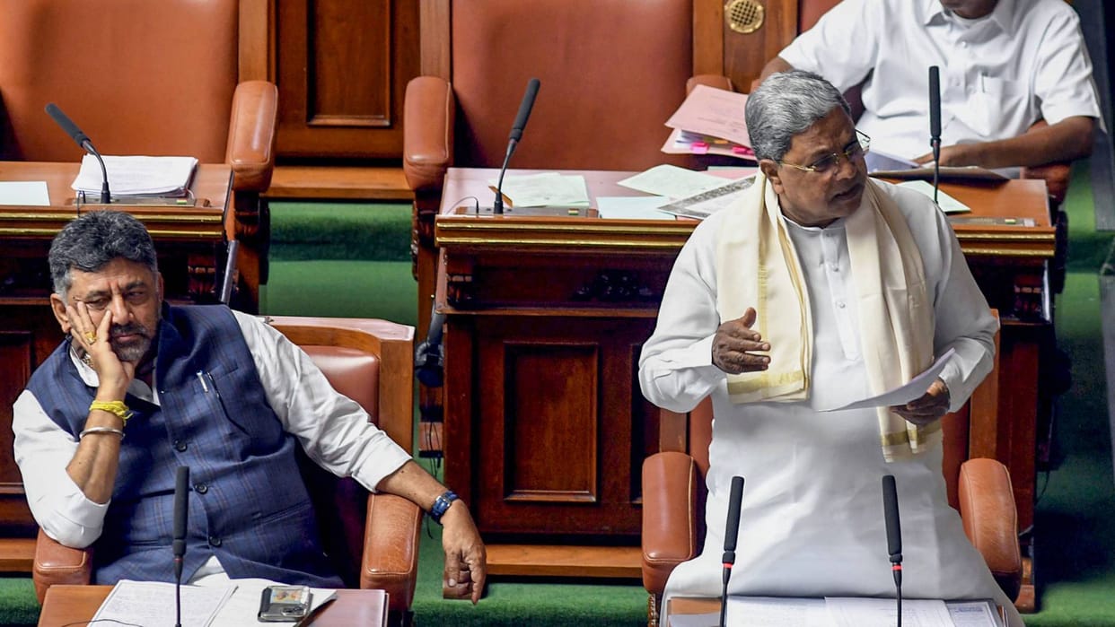 karnataka cm siddaramaiah defends his government over honey trap allegation chaos in assembly