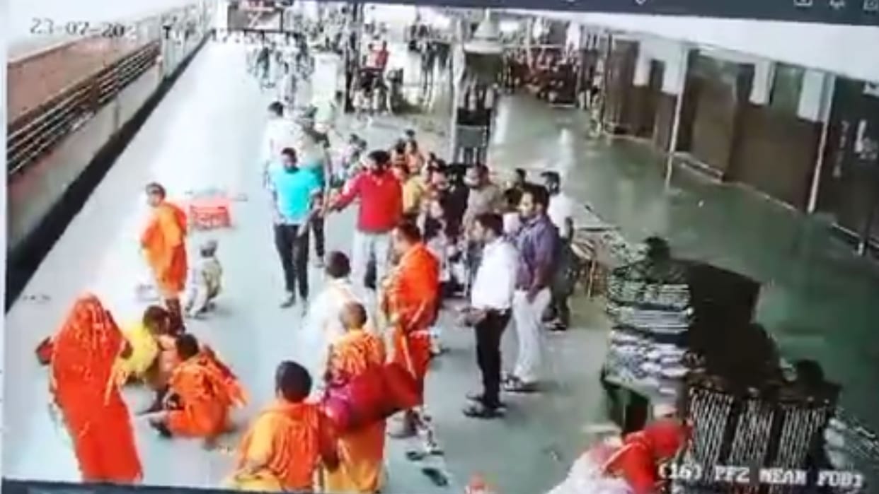 Railway Child Line saved life of Kanwariya while crossing railway track