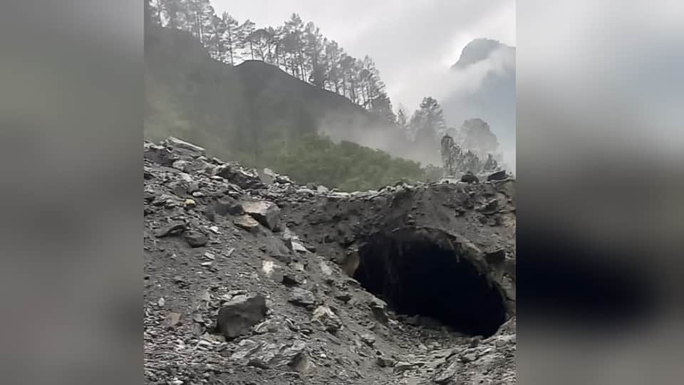 Badrinath Highway Landslide zone active again in Patalganga after five years debris falling on Road