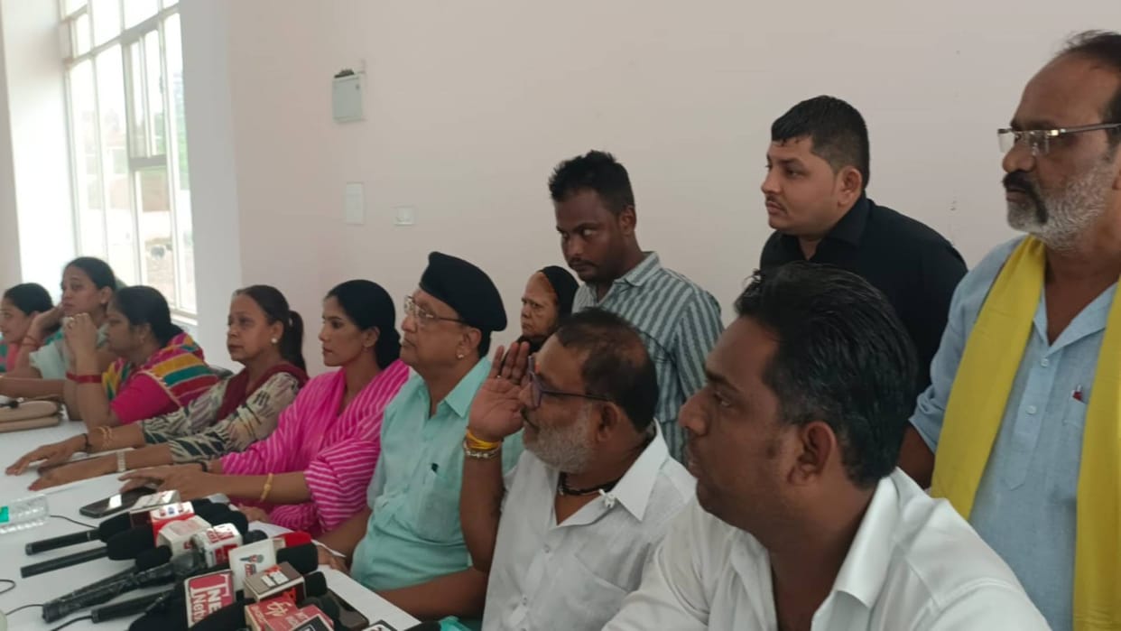 Ajmer Municipal Corporation Congress councilors mobilized against Draupadi Koli demanding removal