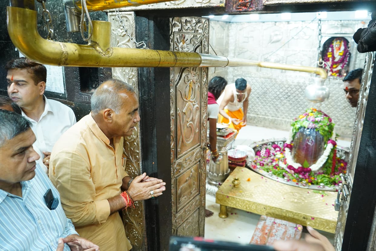 Ujjain: Rawat, who became Forest Minister from Congress to BJP, reached the court of Baba Mahakal