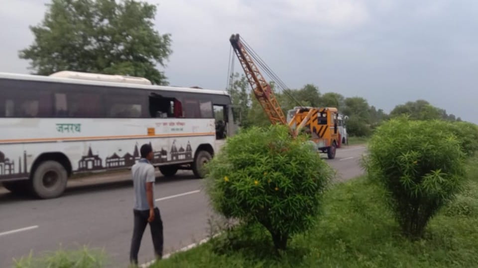 Rampur Bus Accident: permit of private bus had expired in 2019, helper was driving vehicle