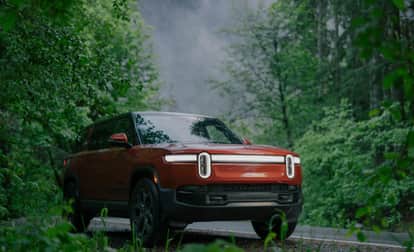 Uber to Invest 1.25 Billion Dollars in Rivian for 10000 Robotaxis by 2028