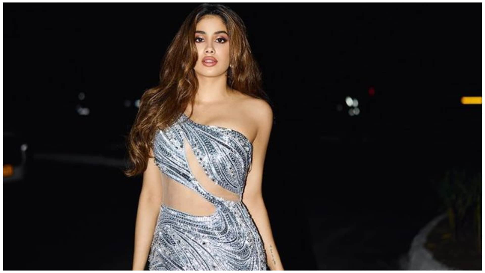 Kriti Sanon Janhvi Kapoor Kareena Kapoor Khan Sharvari Wagh will be seen in two or more films this year