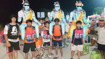 Kanwar Yatra 2024: 90 वर्ष के रमेश लाए 55वीं कांवड़, राम मंदिर माॅडल तो कहीं दिखी PM-CM की झलक Kanwar Yatra 2024: See amazing pictures of Kanwar Yatra from Western UP