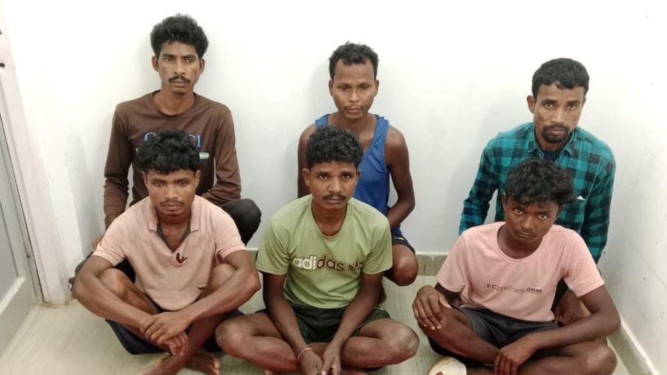 police arrested Six Naxalites including three Naxalites involved in previous blast incident