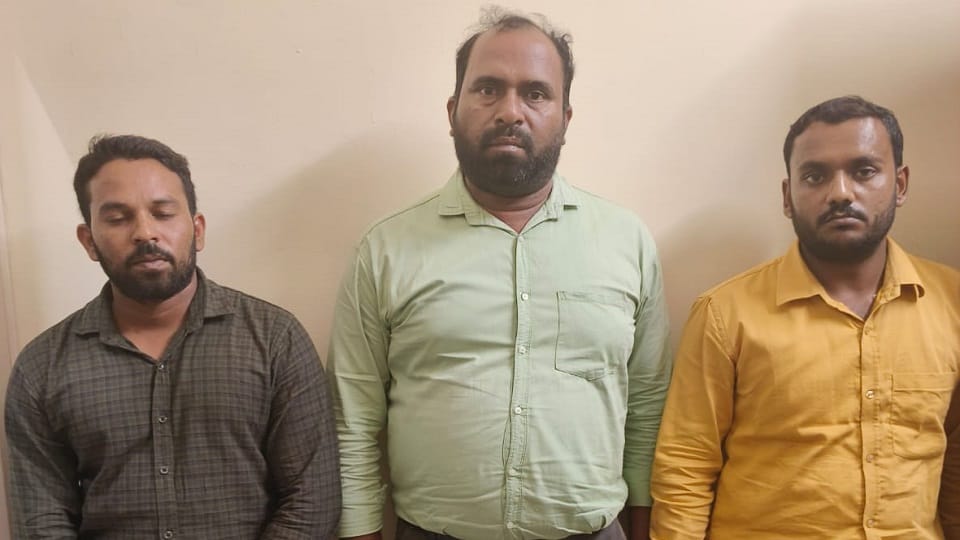 Cheating caught in CSIR-NET paper, STF arrested three members of solver gang