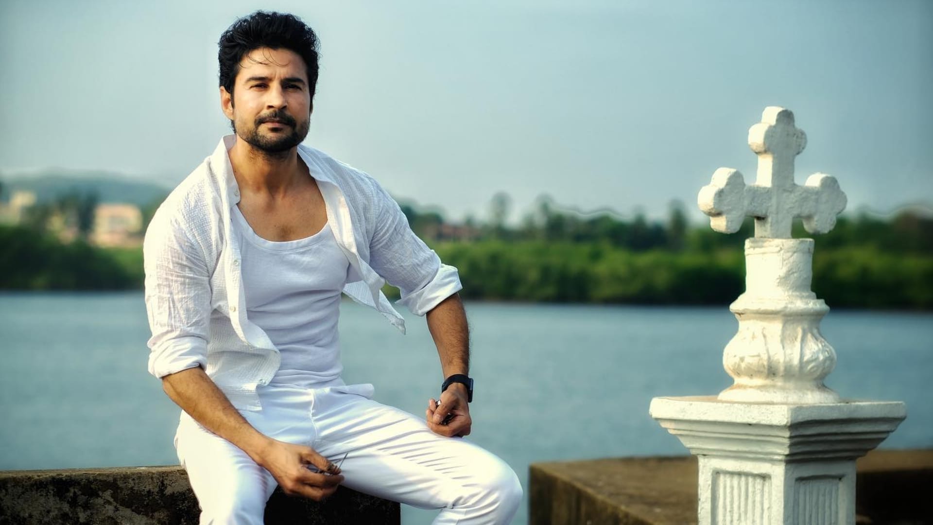 Popular TV Actors in 2000 Karan Singh Grover Karan Wahi Rajeev Khandelwal Harshad Chopda