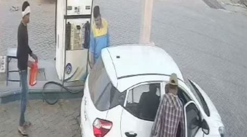 Car driver ran away after filling diesel worth 23 thousand from petrol pump